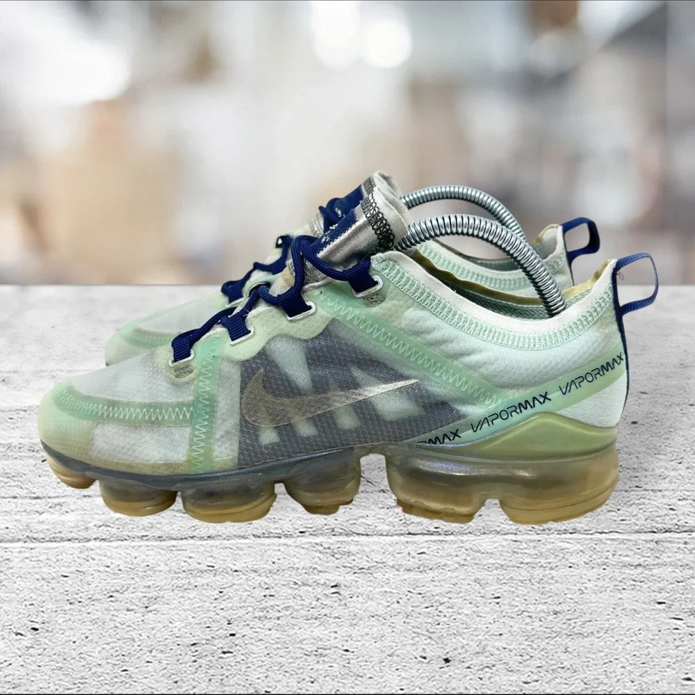Women's Nike Air VaporMax 2019 Teal Tint Navy Accents AR6632-300 Size‎ 9